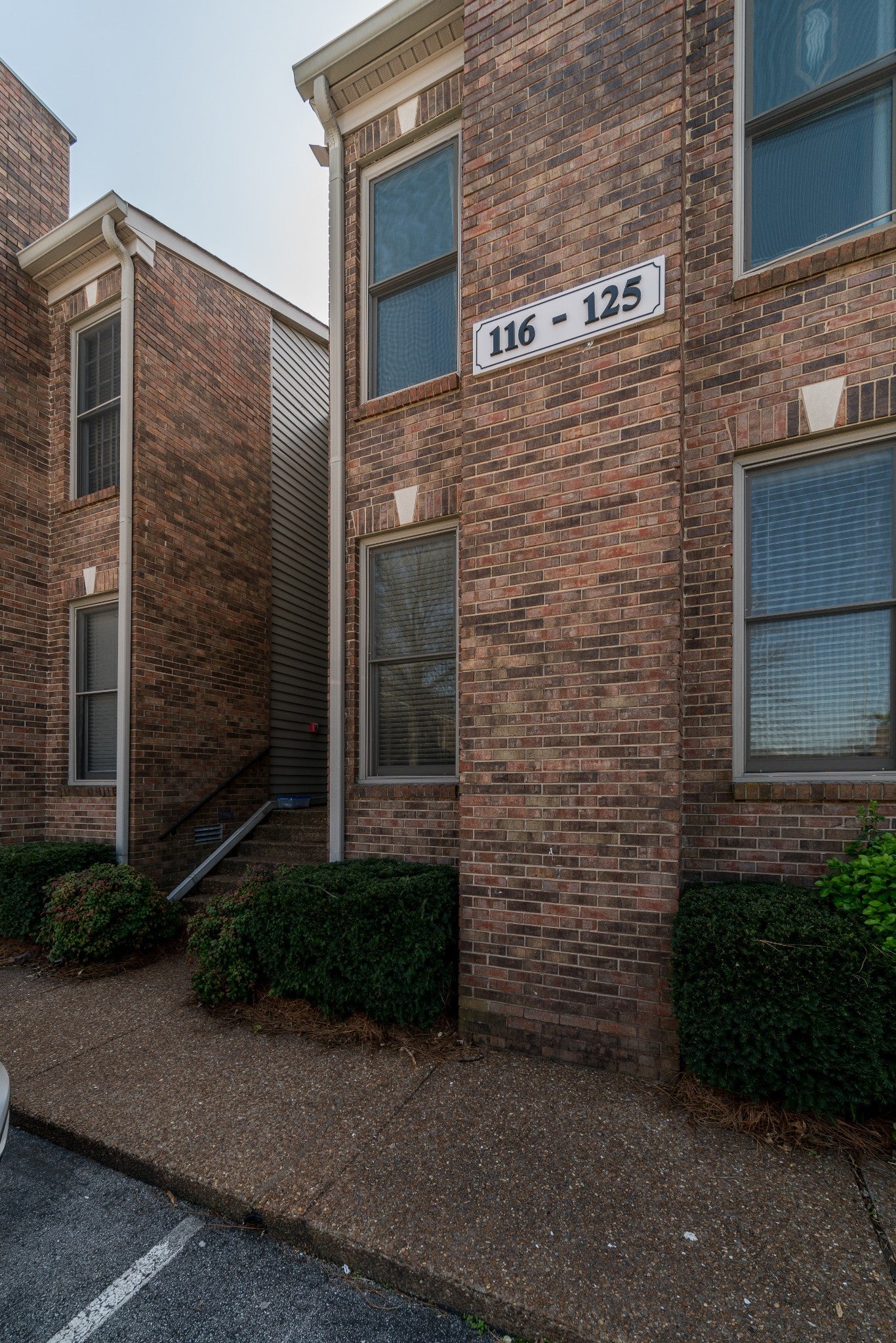 121 Sloan Rd