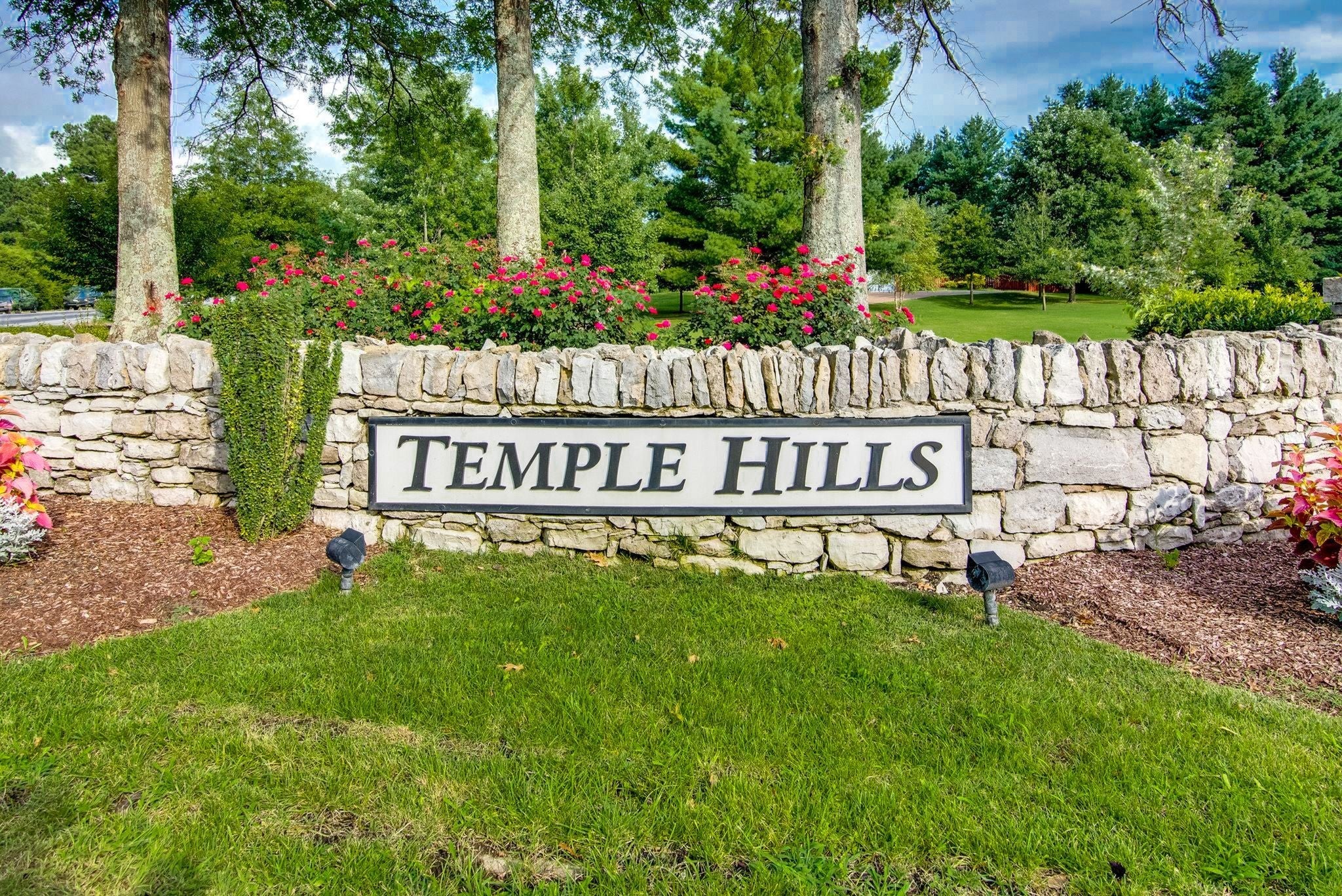 240 Temple Crest Trl