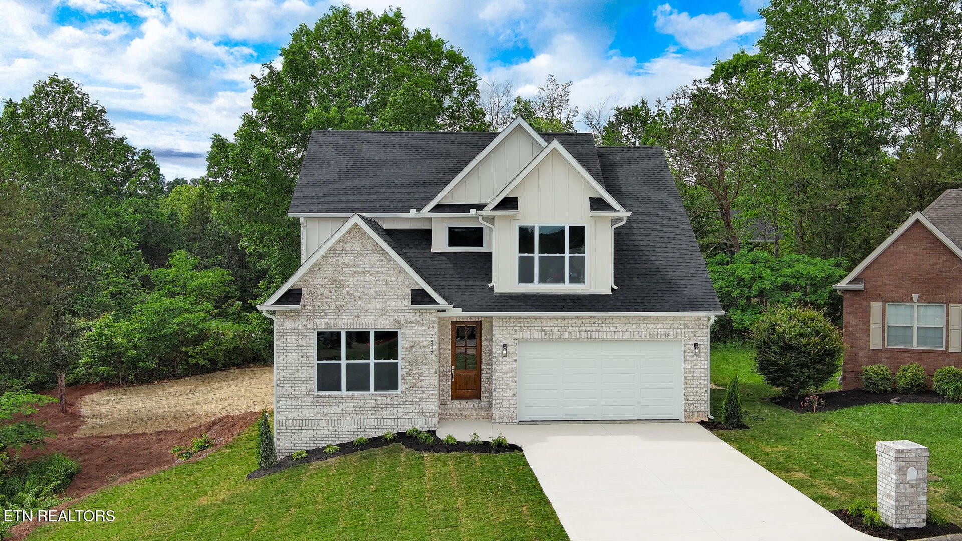 7837 Lake Mountain Lane
