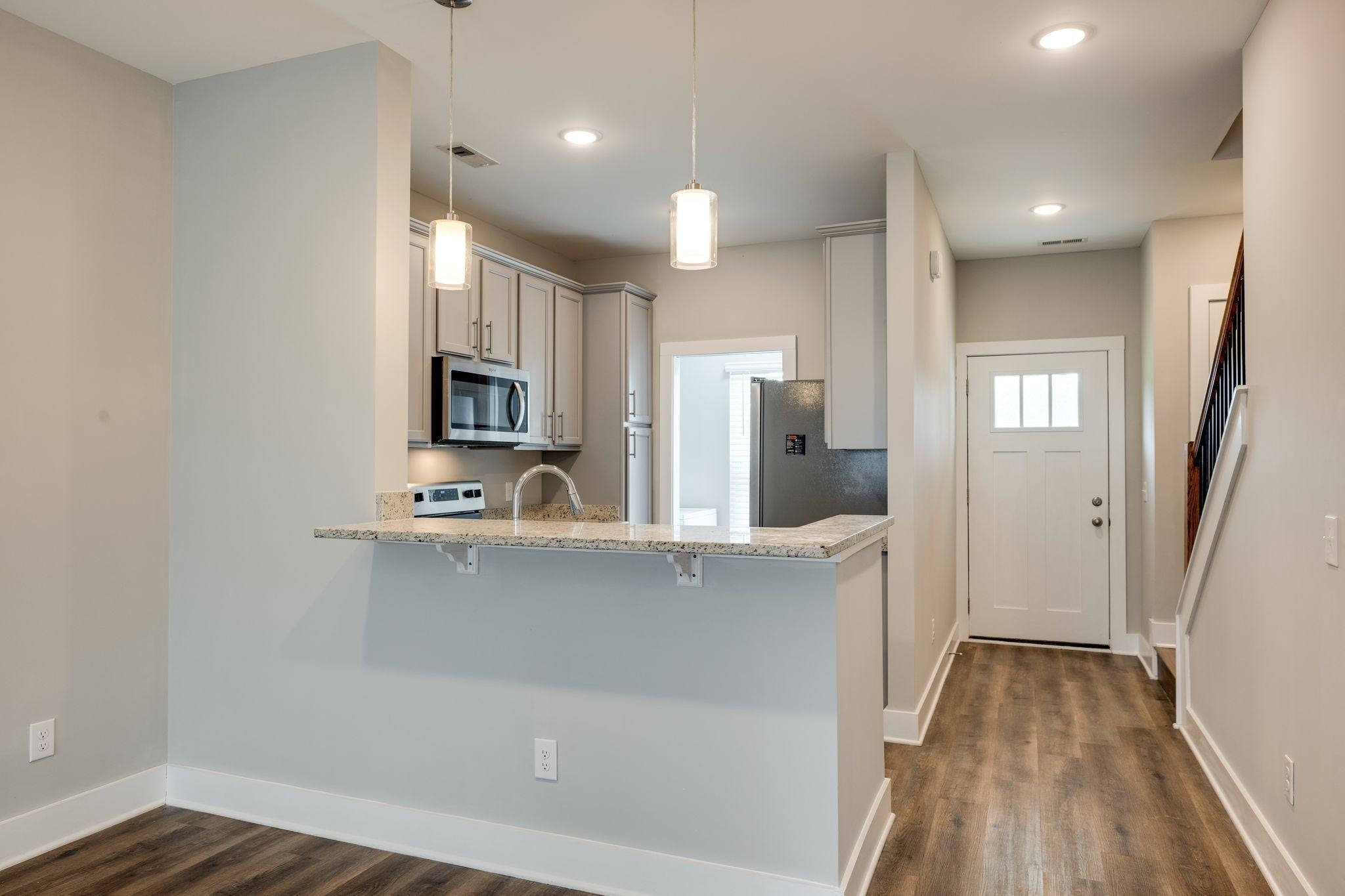 203 E Forge Ct