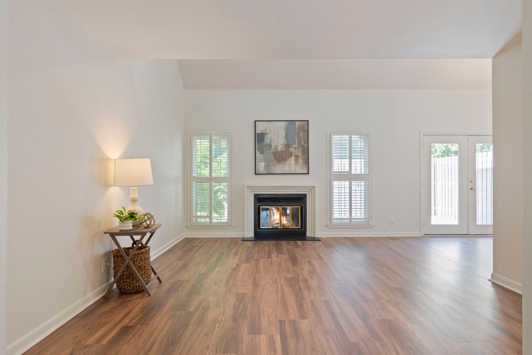 529 Belle Pointe Ct