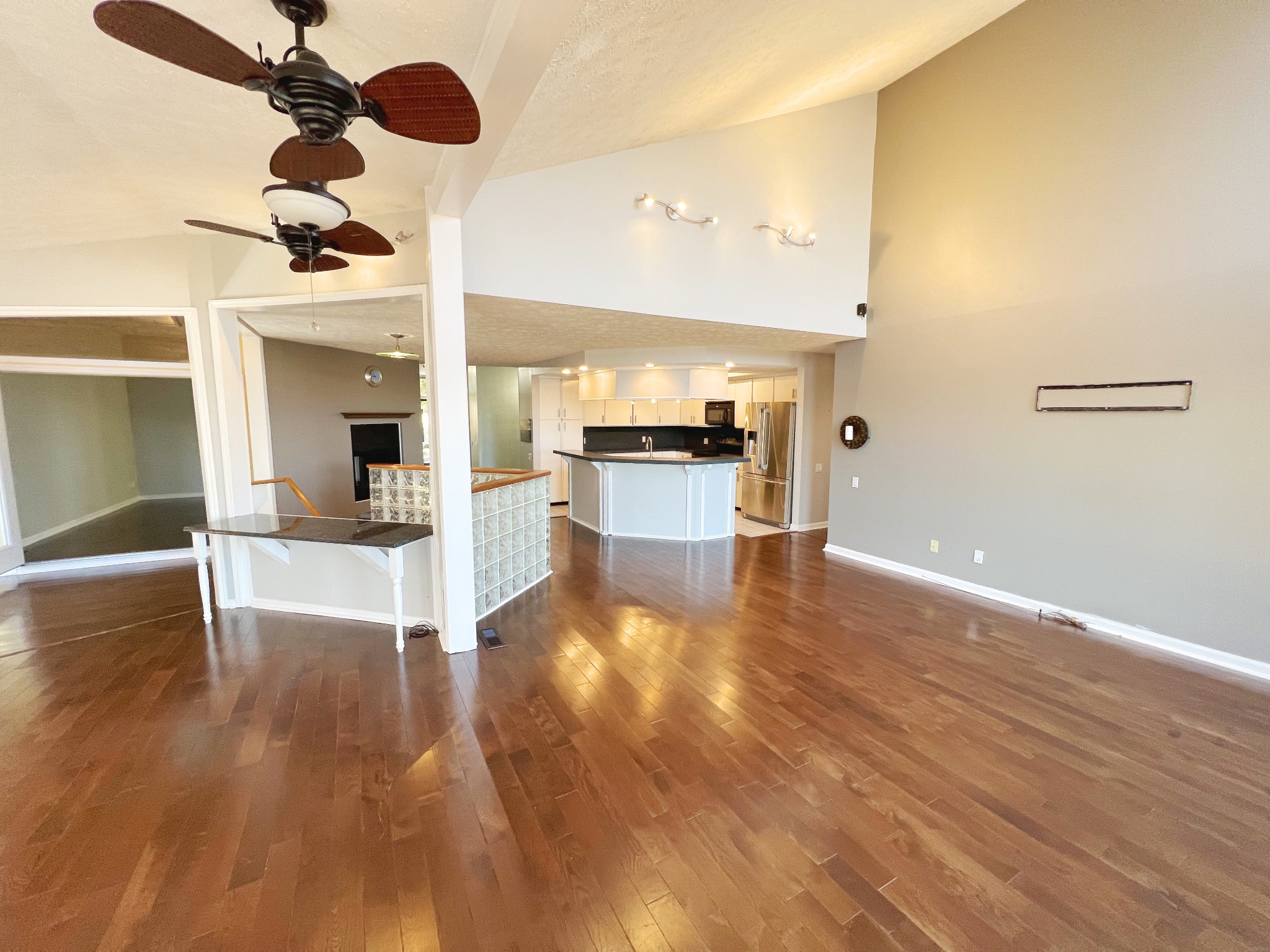 1068 Hickory Harbor Dr