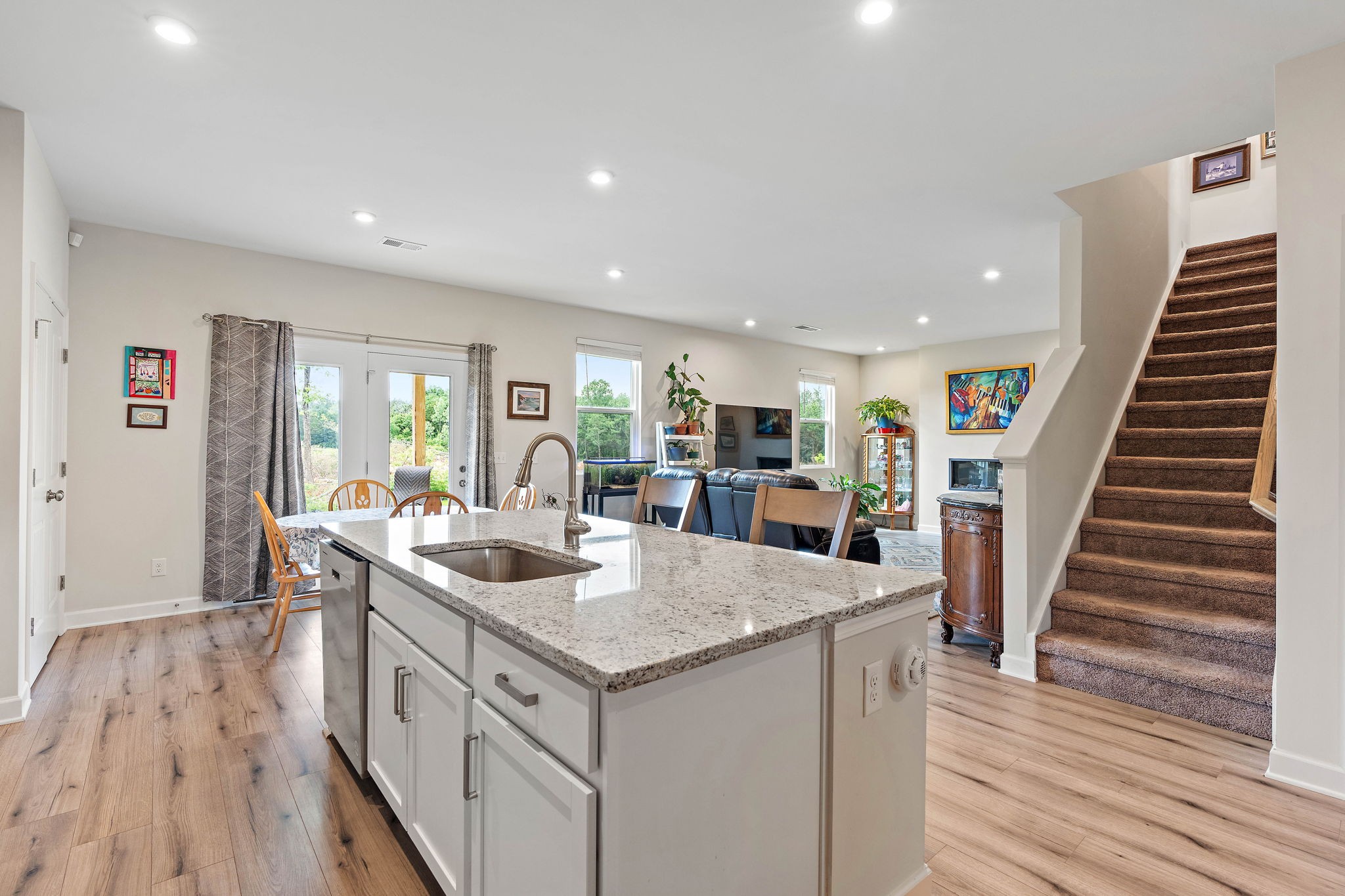 2761 Sparrowgap Trl