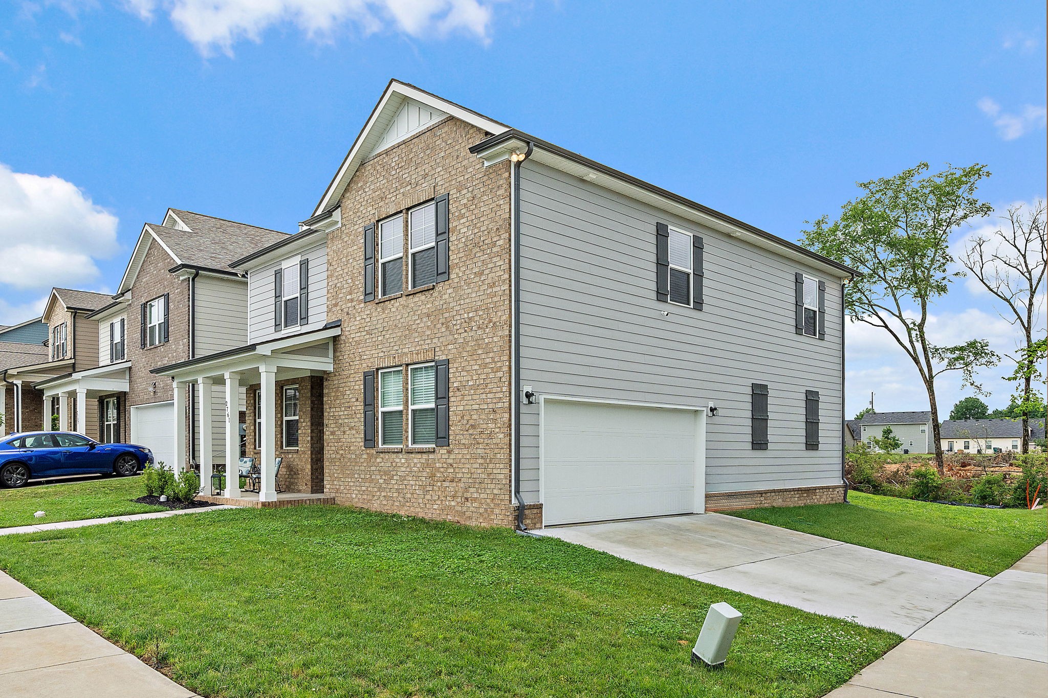 2761 Sparrowgap Trl