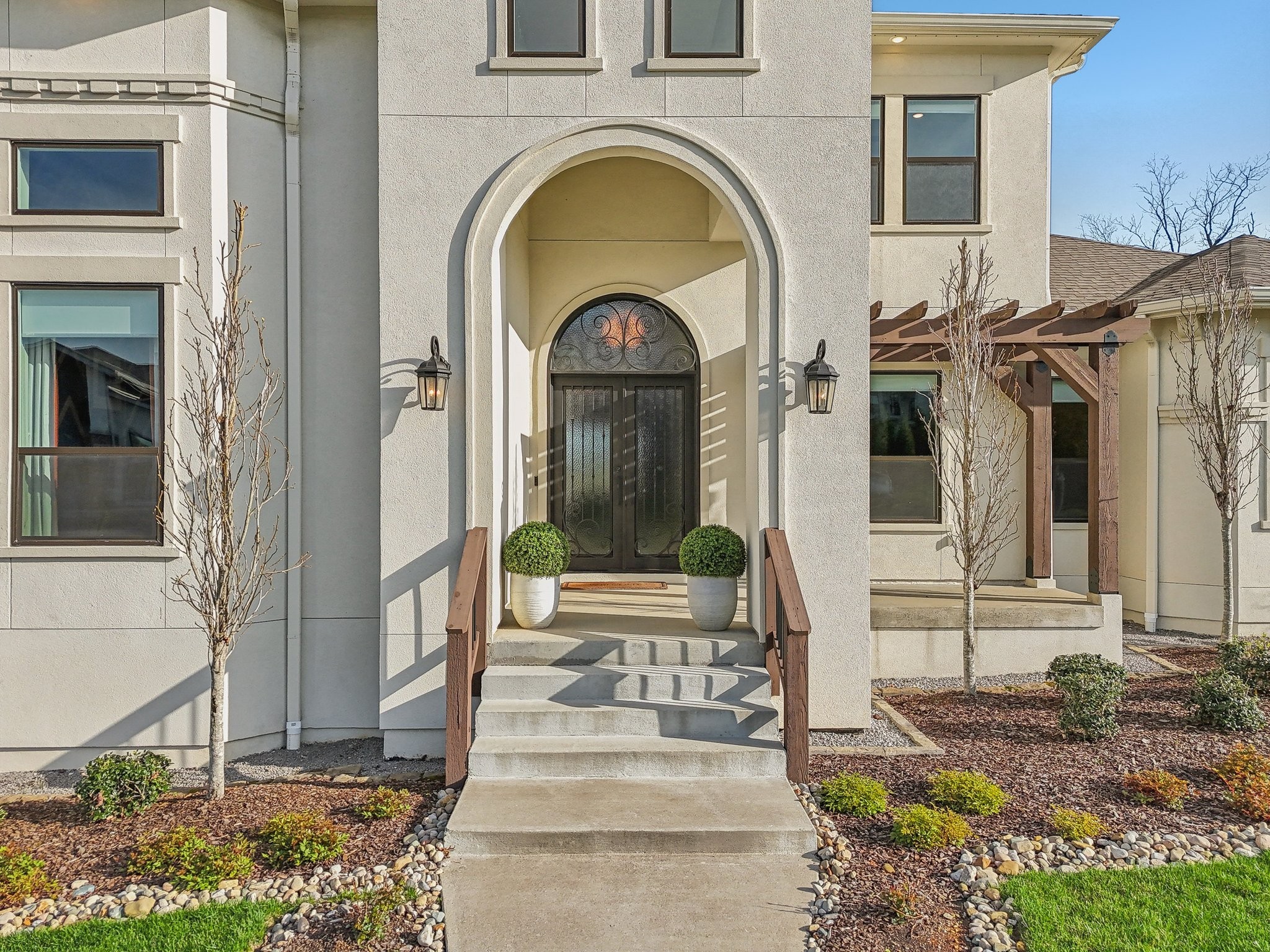 6004 Lookaway Cir