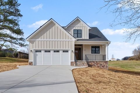 142 Stanton Avenue Gordonsville TN 38563