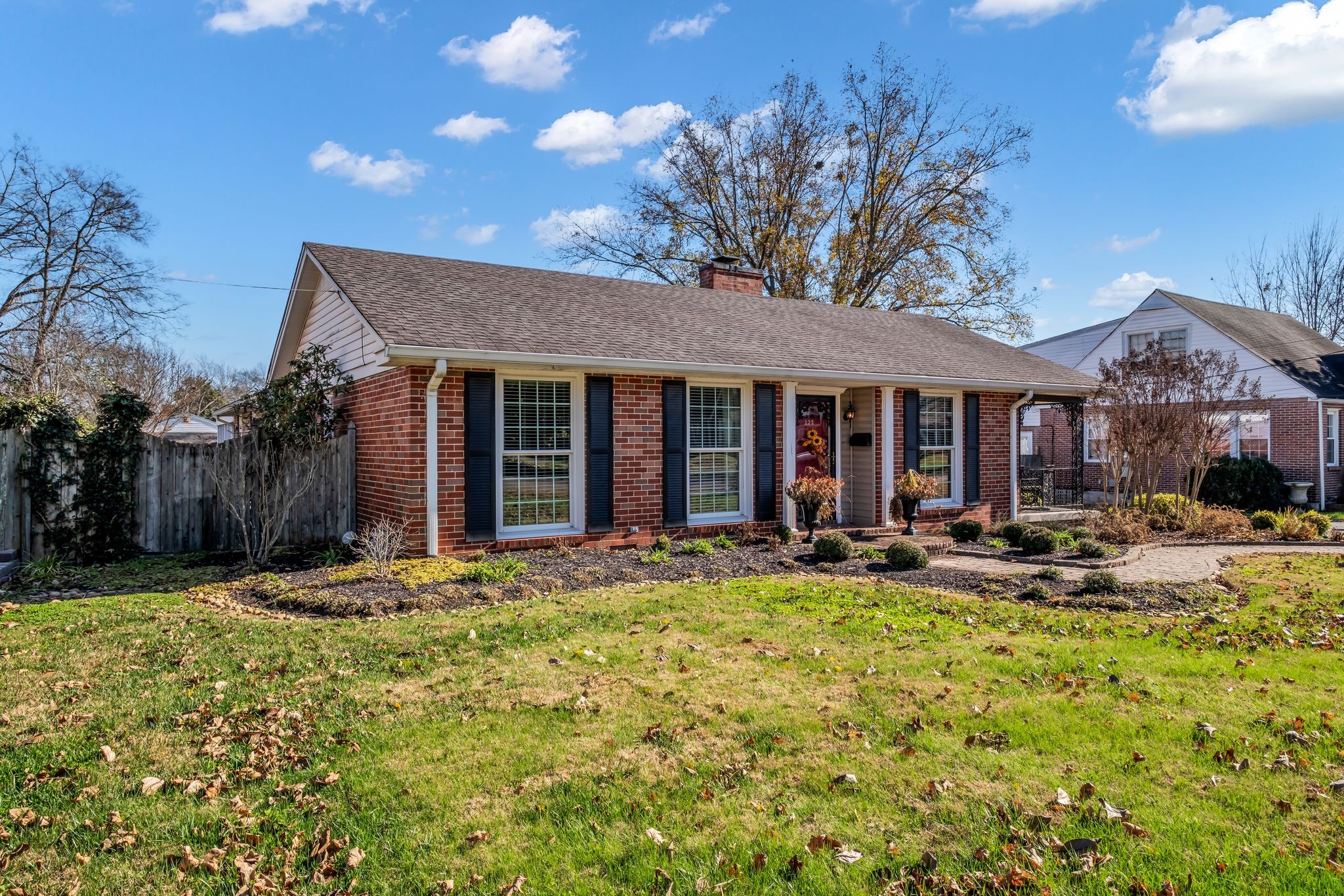 125 Castle Heights Ave