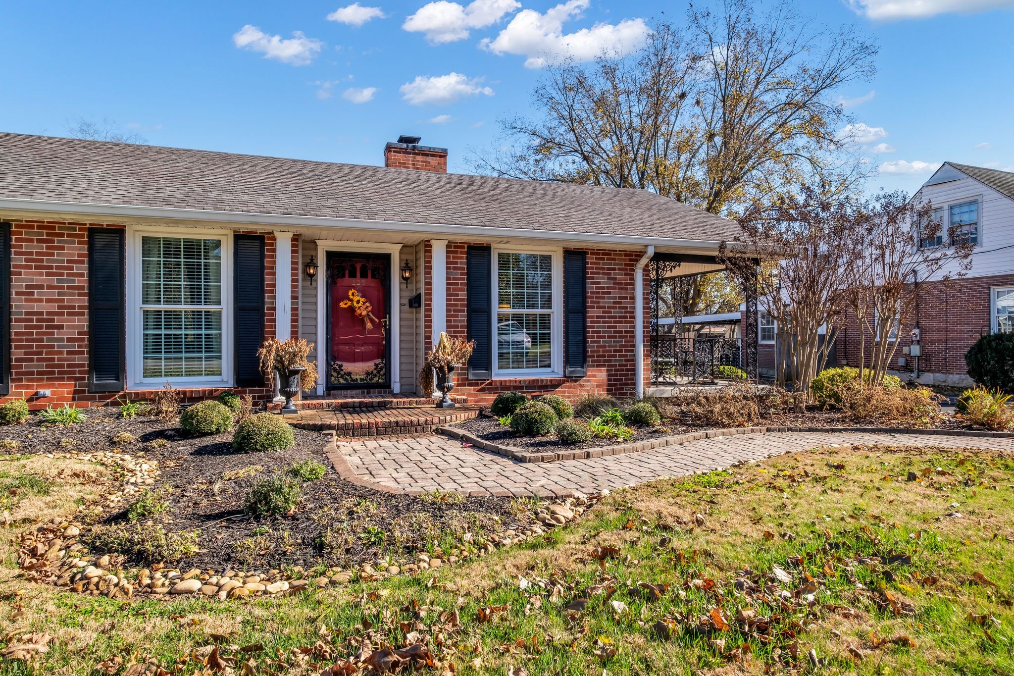 125 Castle Heights Ave