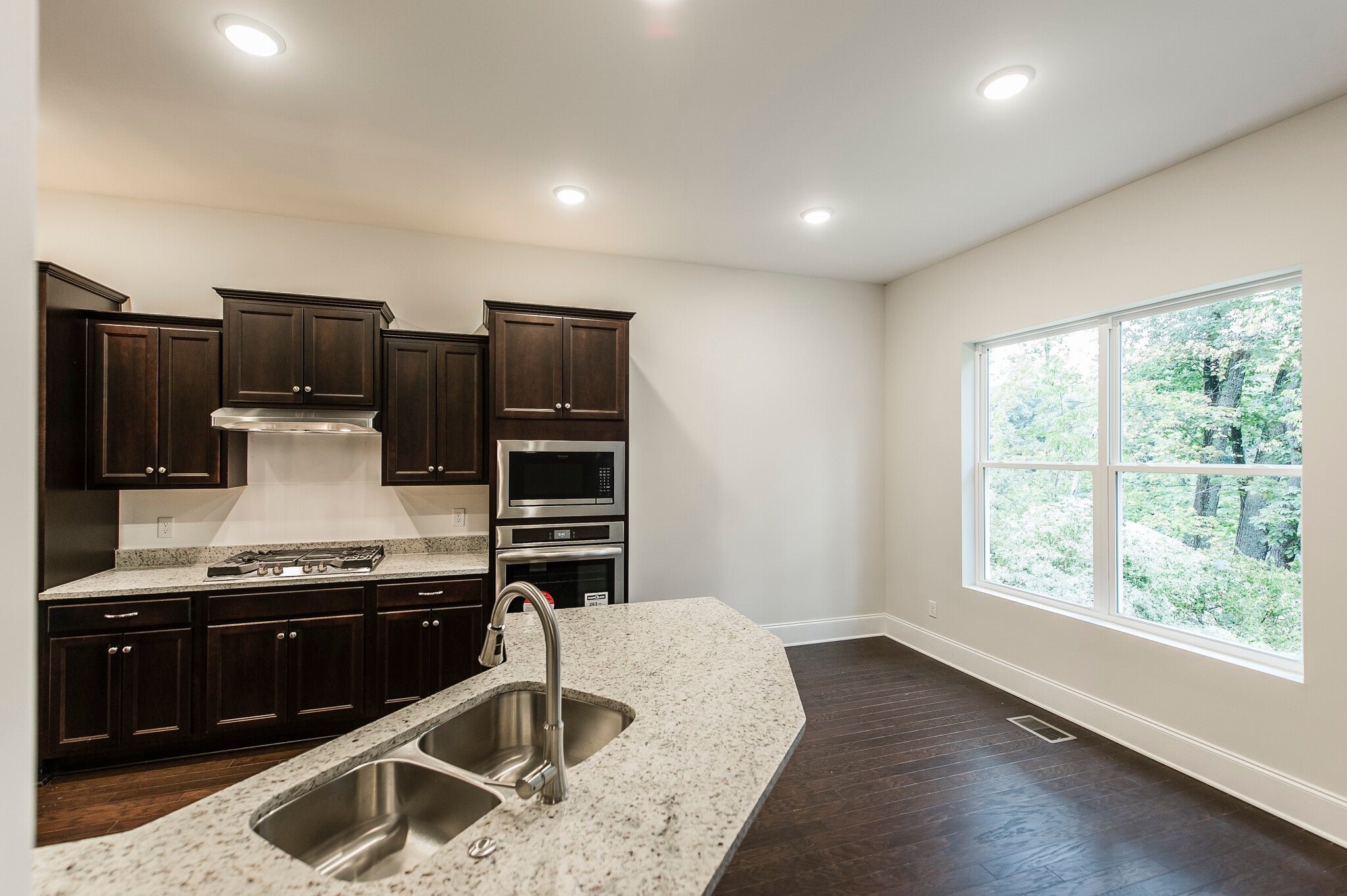 205 Sydney Dr