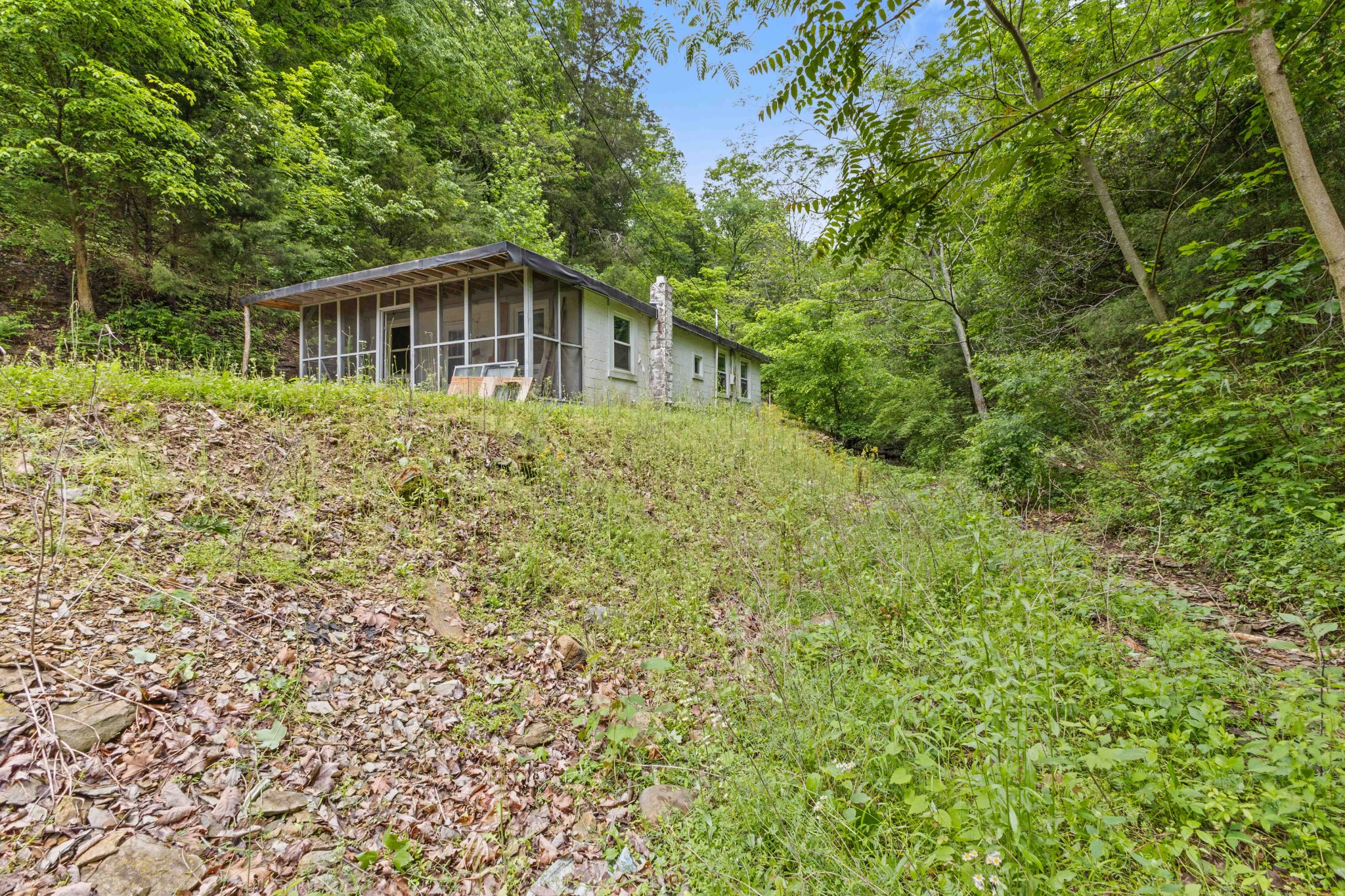 1026 Hill Rd