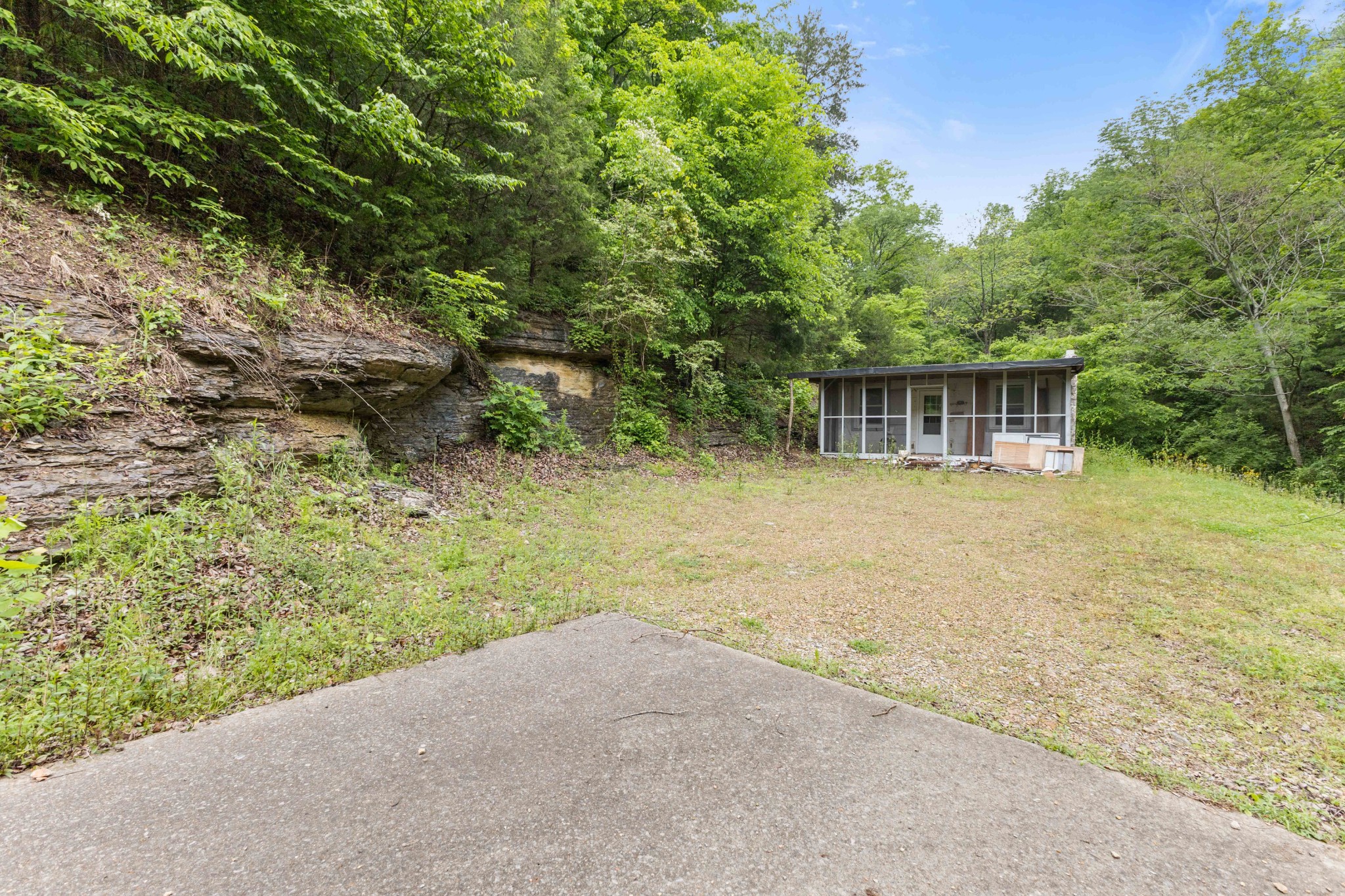 1026 Hill Rd