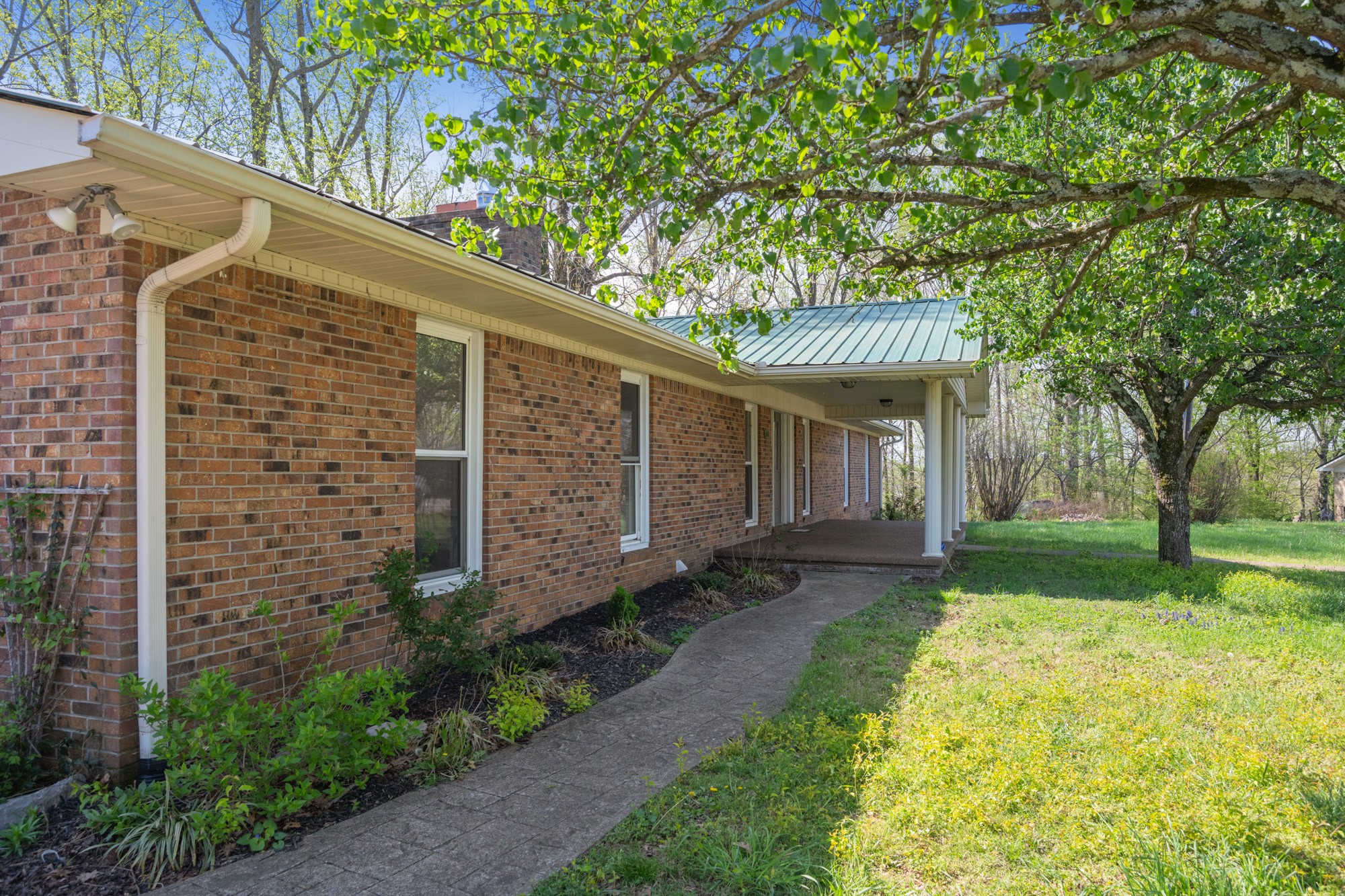 134 Hillcrest Dr