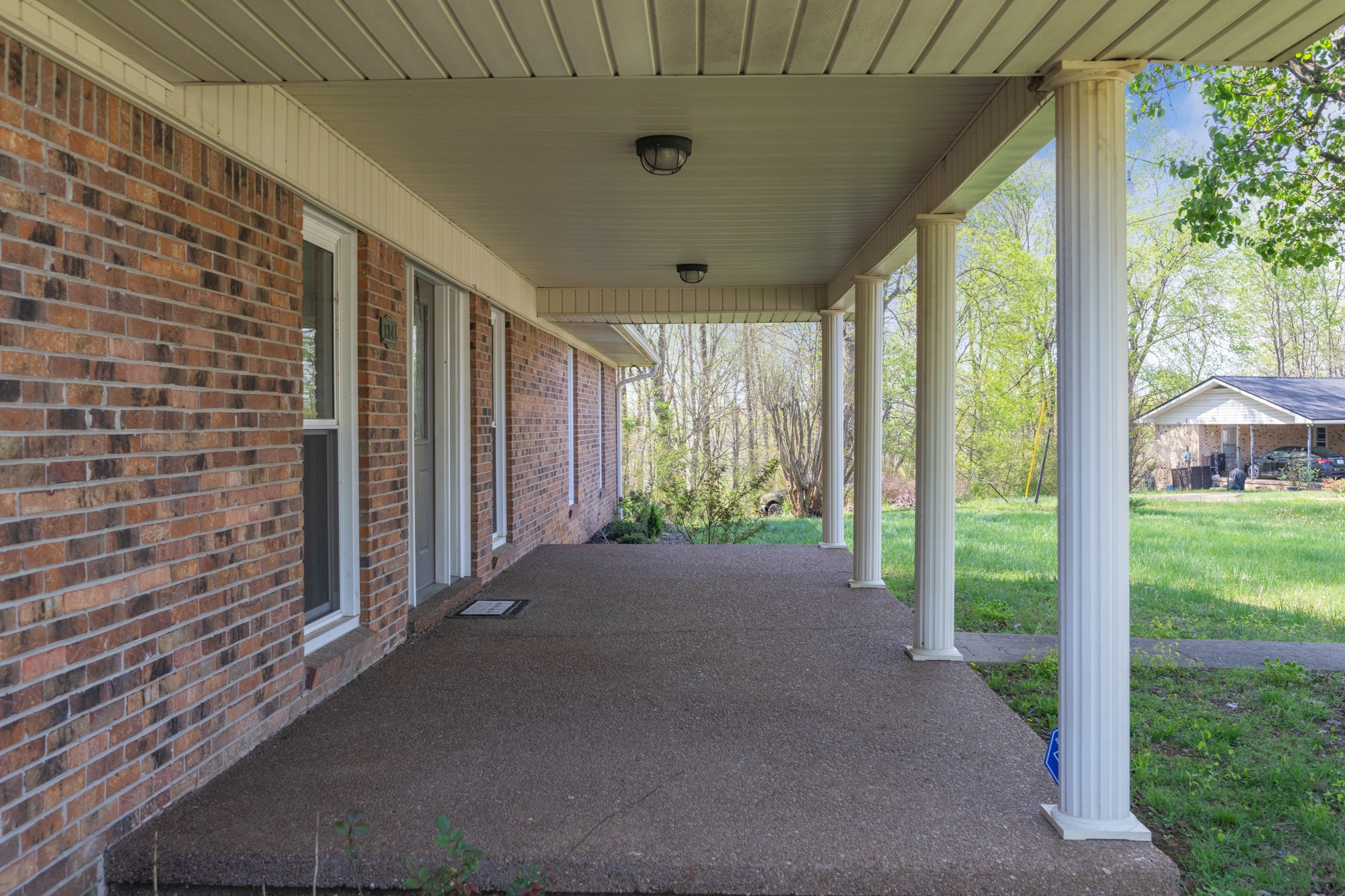 134 Hillcrest Dr