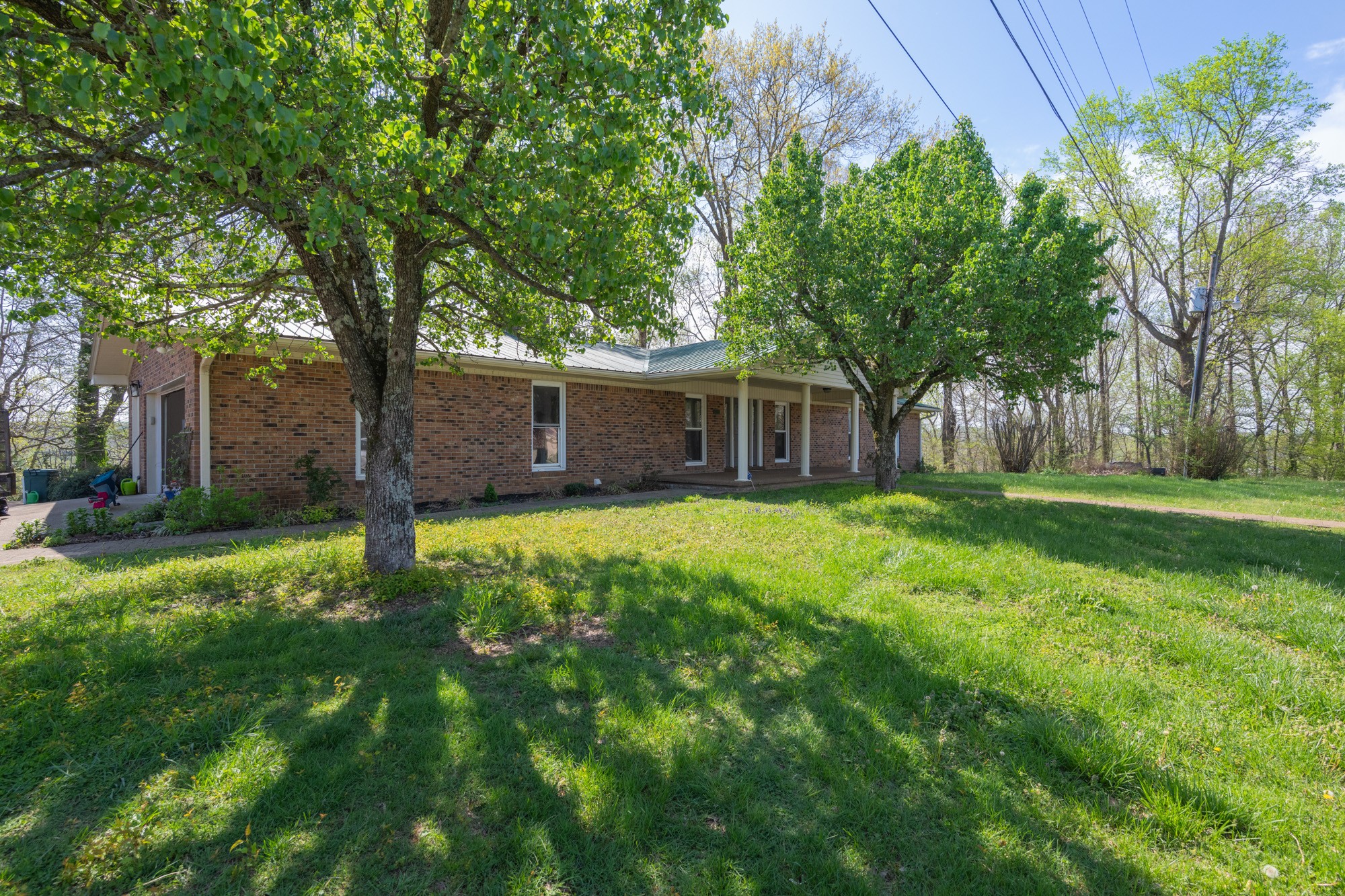 134 Hillcrest Dr