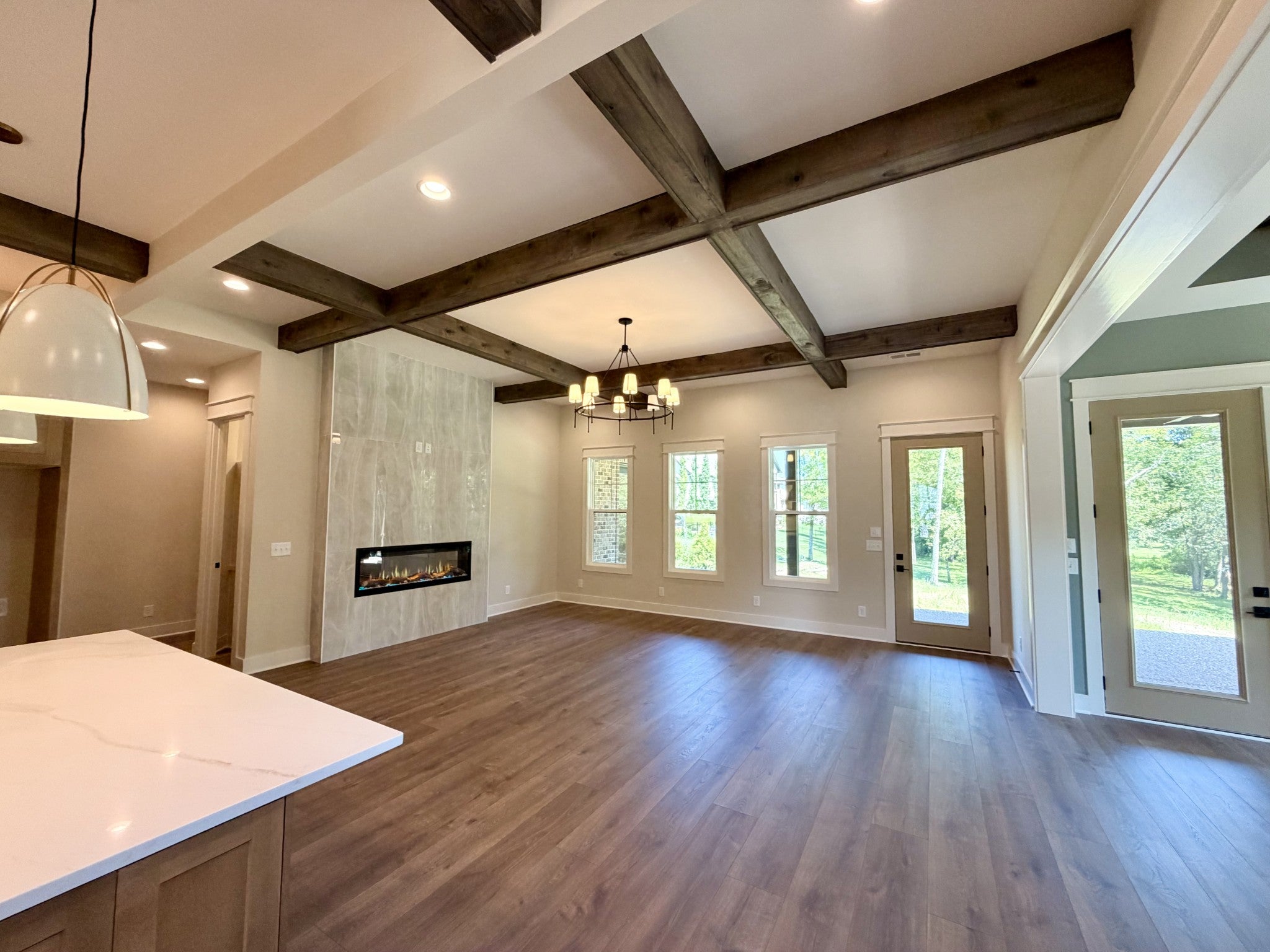 1137 Willow Springs Dr