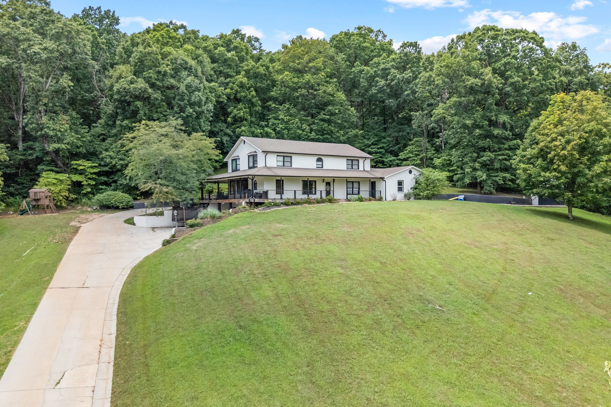 721 Valley Dr