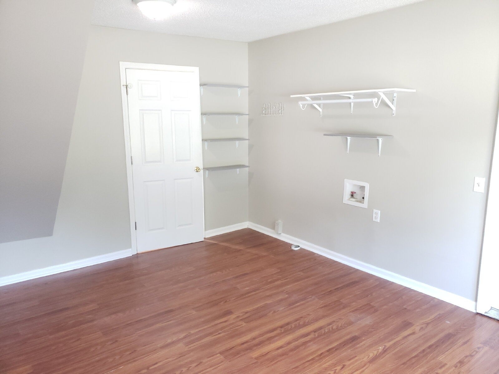 218 Beechwood Cir