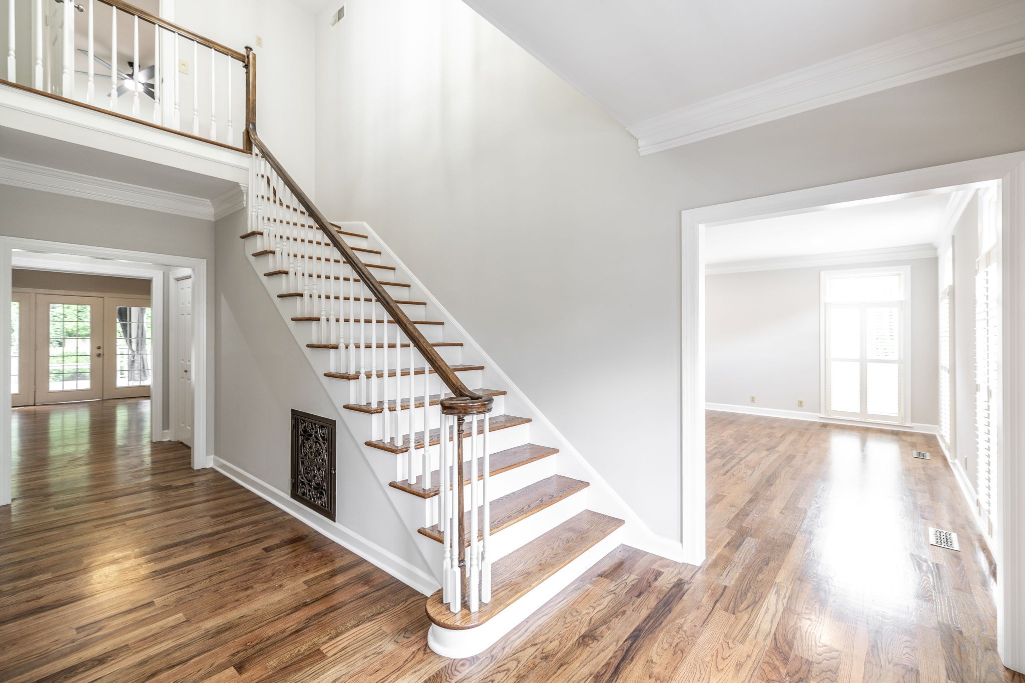 9 Redbud Dr