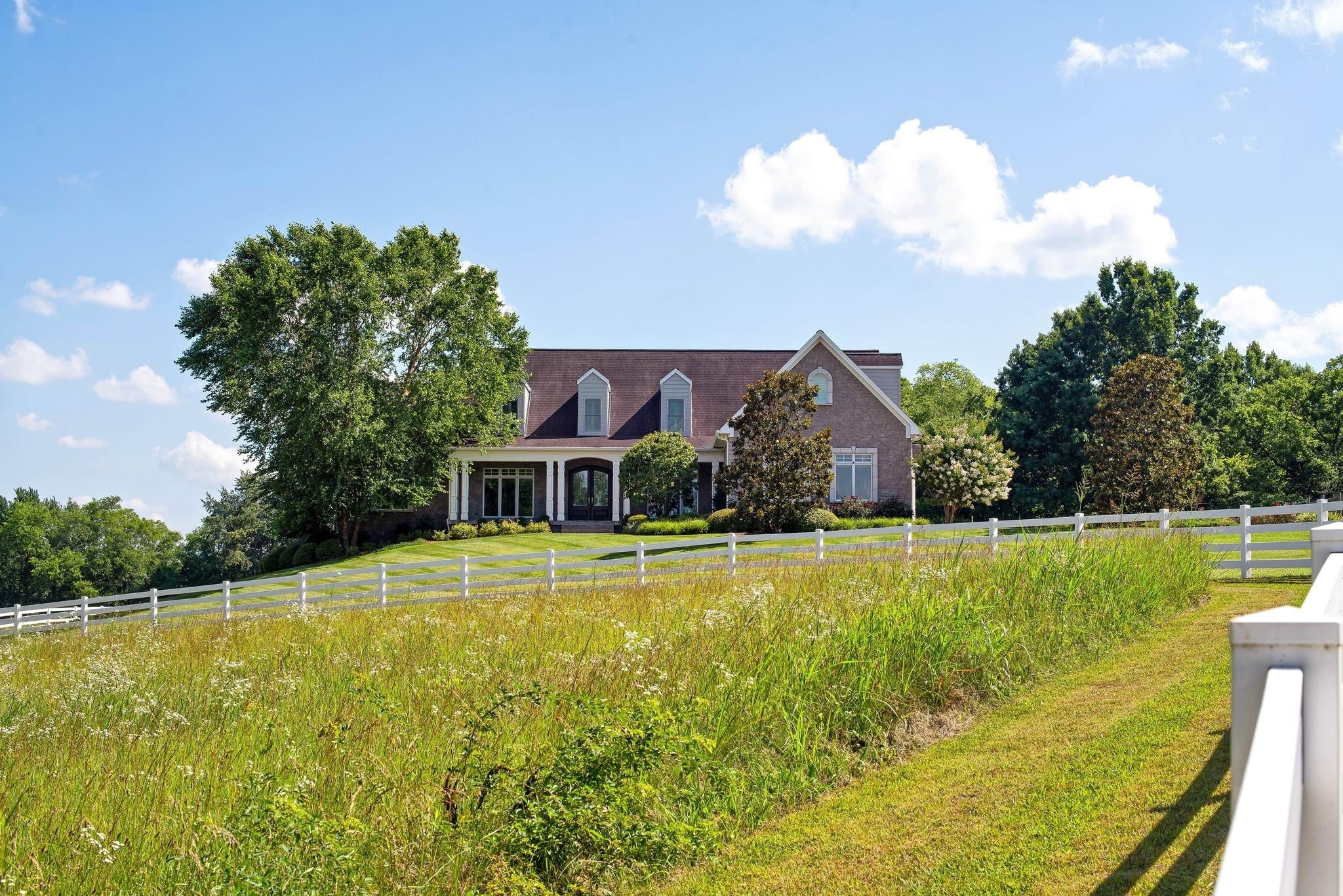 4-bed home for sale in Franklin, TN 37064, 2701 Owl Hollow Rd 2701 Owl Hollow Rd, Franklin TN 37064 4-bed home, photo 1 of 60