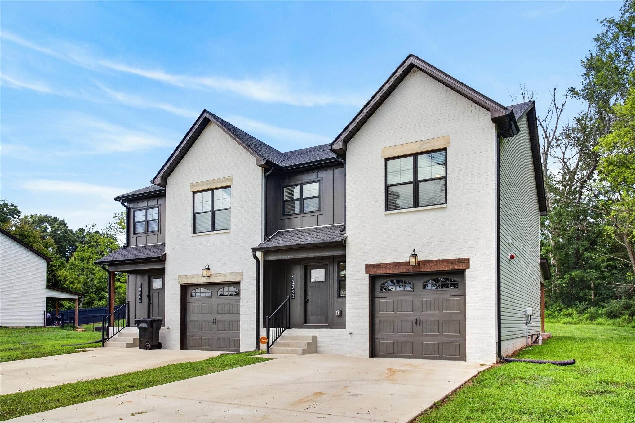 1088 Old Clarksville Pike
