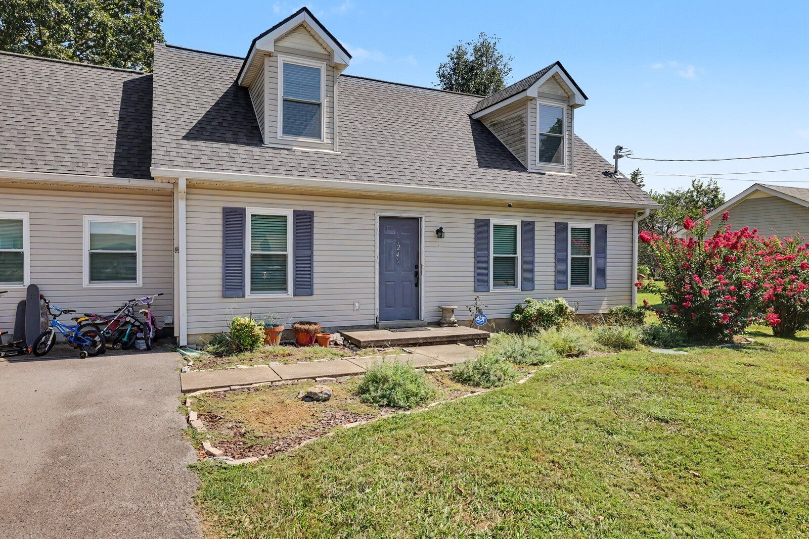 242 Antler Dr