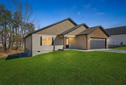 158 Sky View Meadow Dr Crossville TN 38555