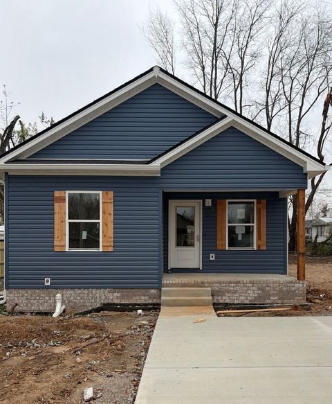 406 Church St Portland TN 37148