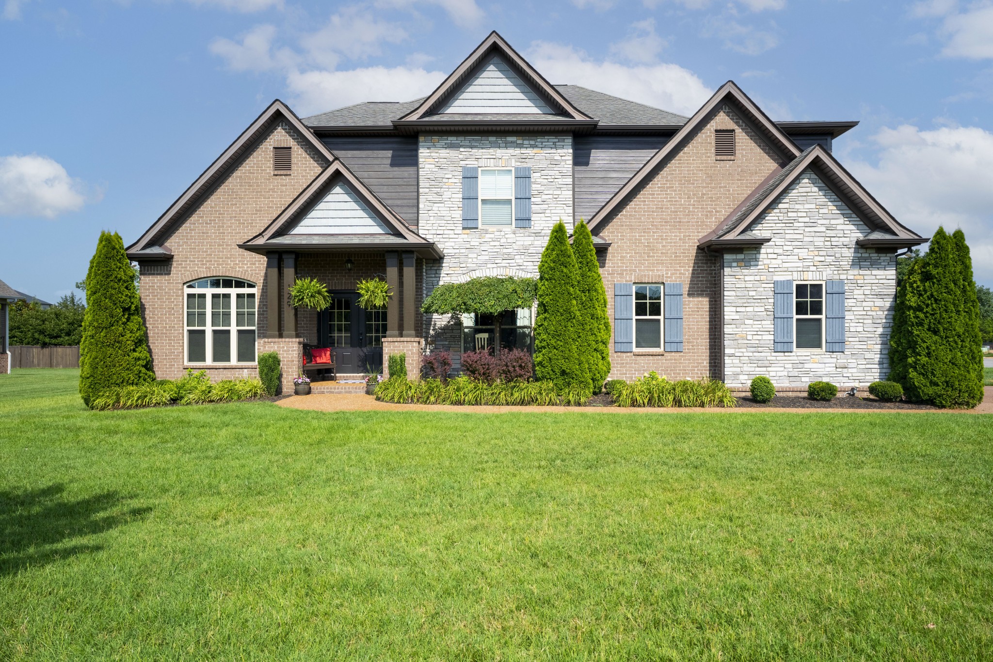 129 Springfield Dr