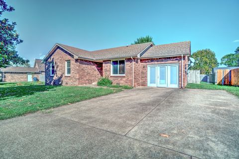 211 Northwood Ter Clarksville TN 37042