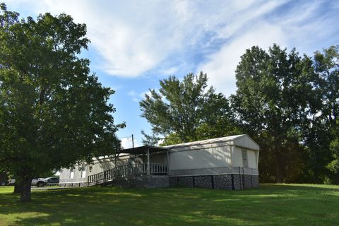 260 New Middleton Hwy Gordonsville TN 38563