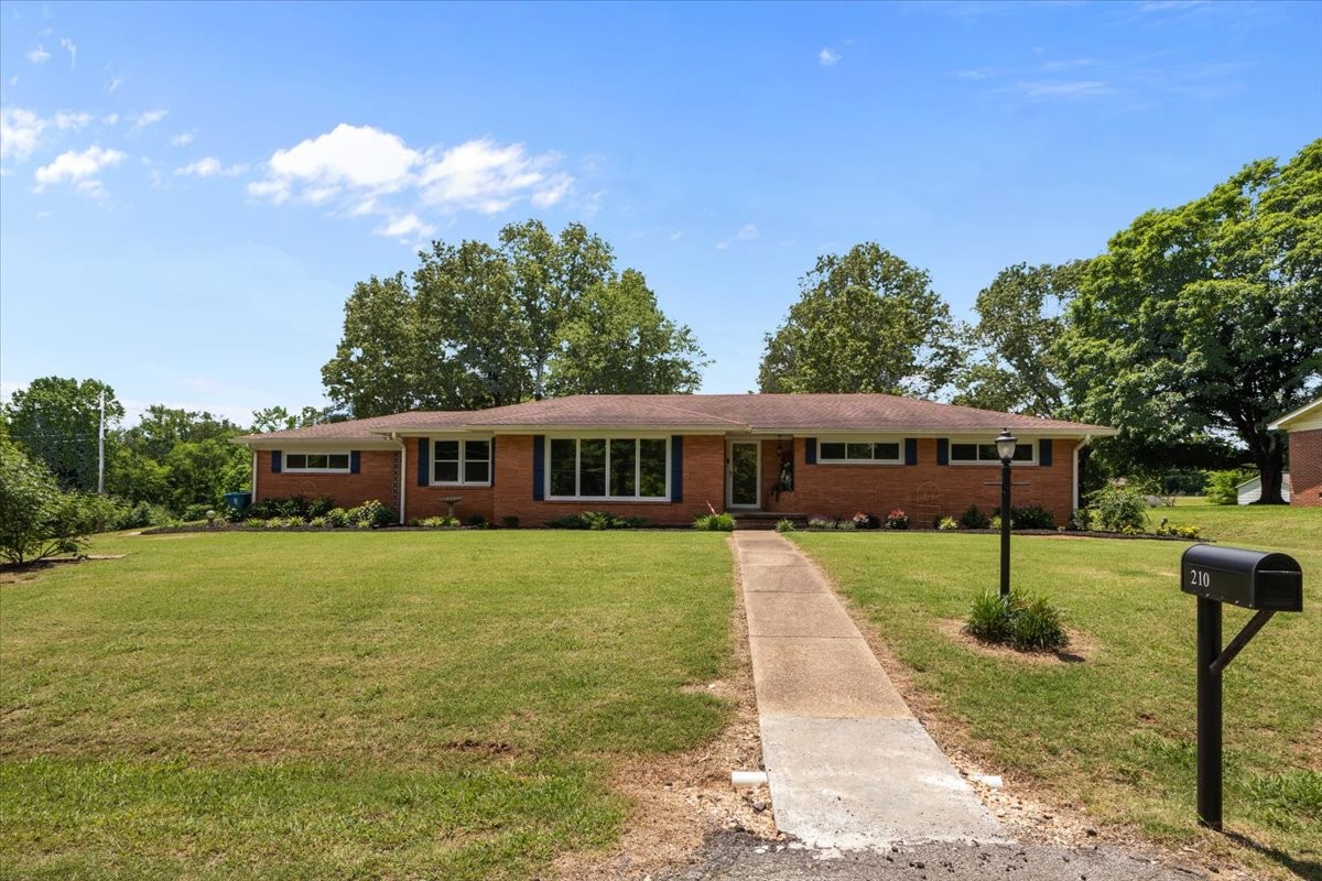 210 Lankford St