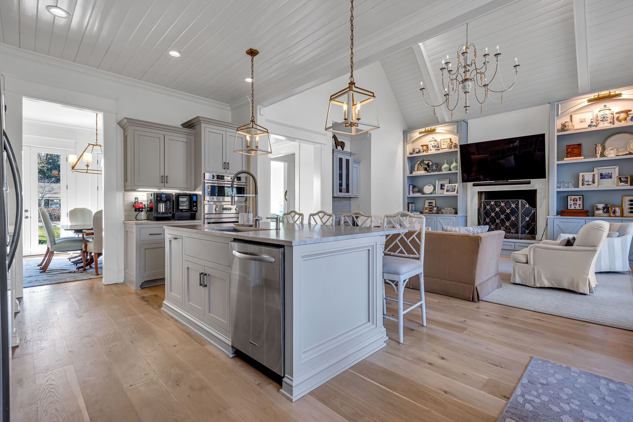 108 Haverford Dr