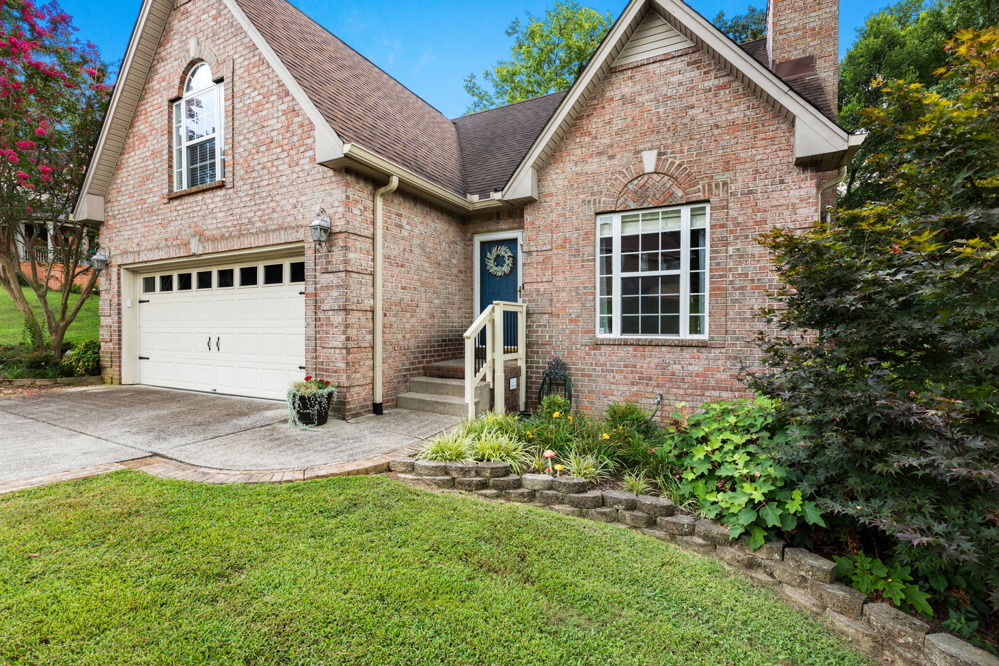 1509 White Pine Ct