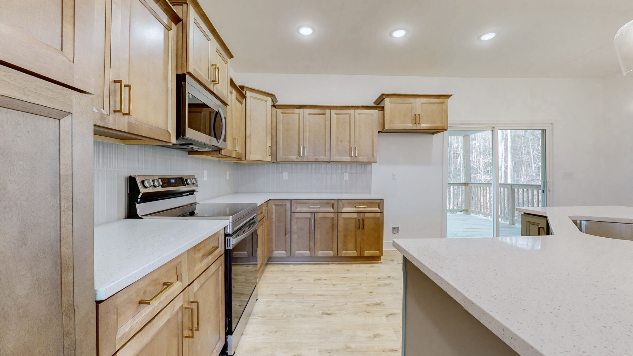 1208 Rooster Ridge Rd