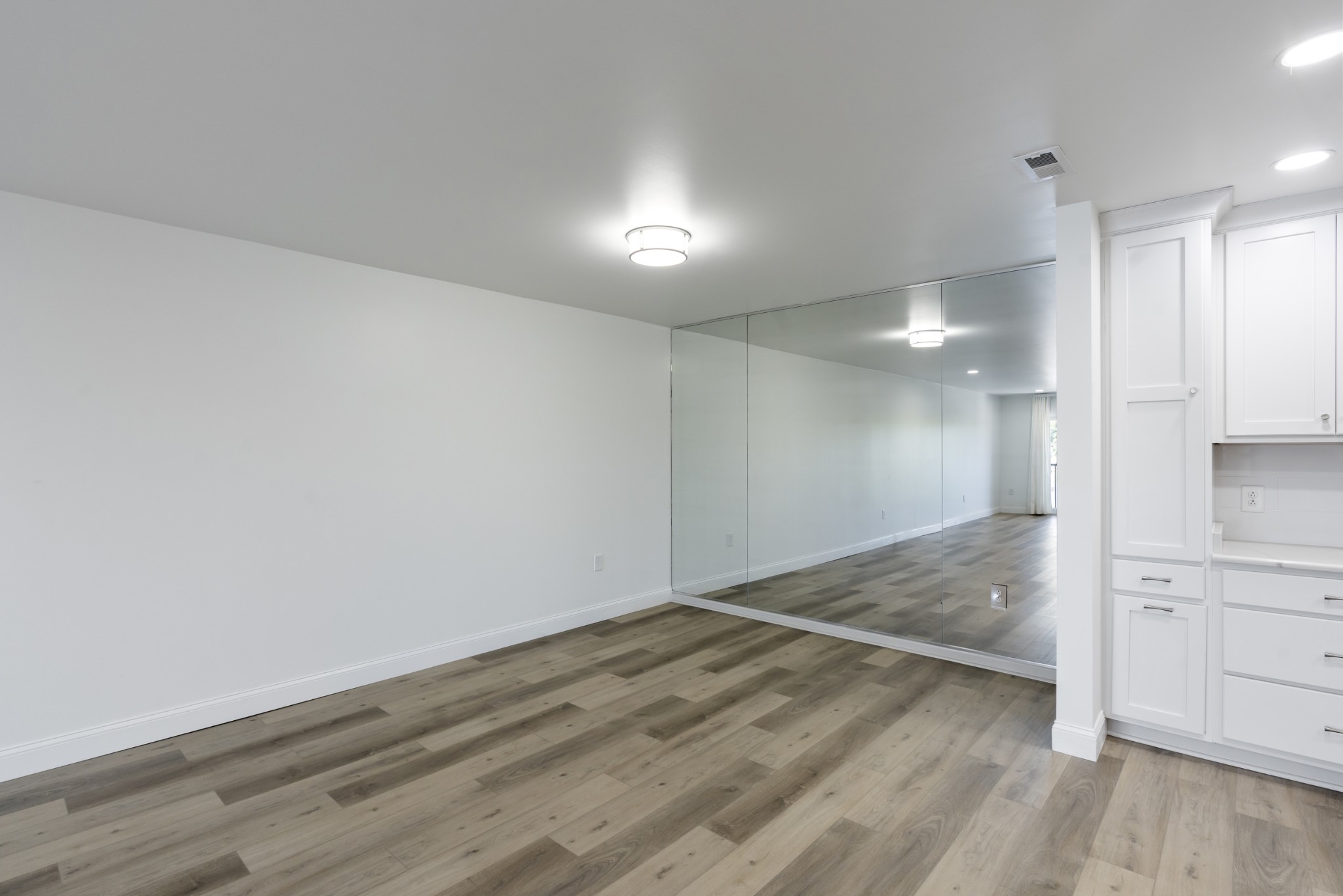 200 Sanders Ferry Rd 2406