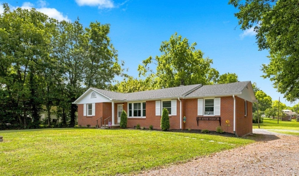 113 Sunset Dr