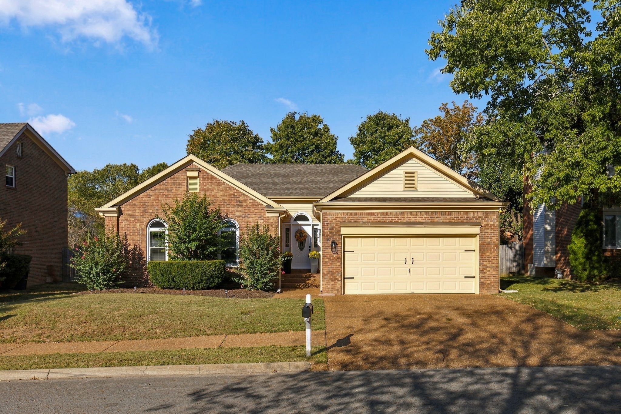 3-bed listing at 1309 Summer Haven Cir, Franklin
