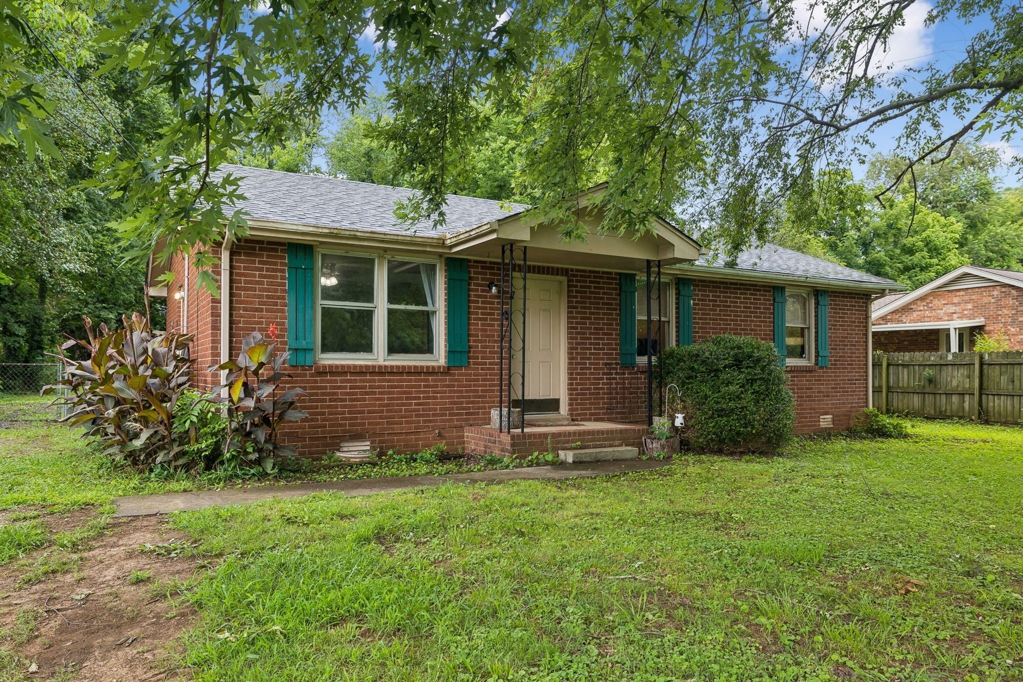 109 Red Berry Rd