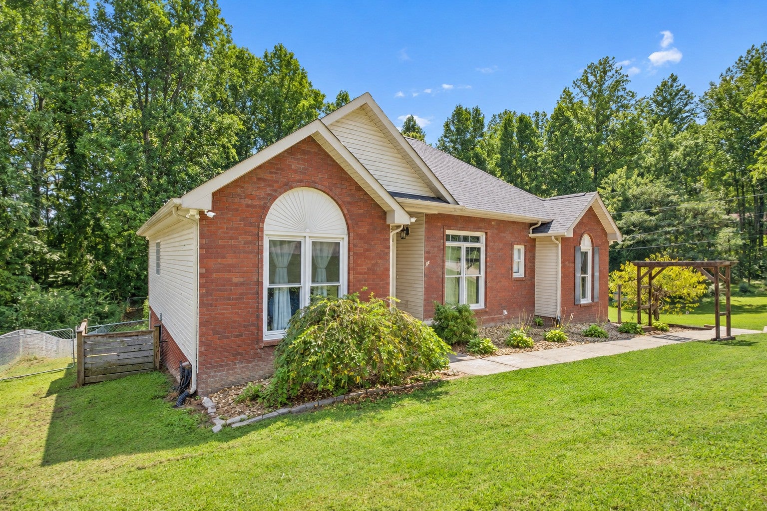 183 Hickory Hollow Dr