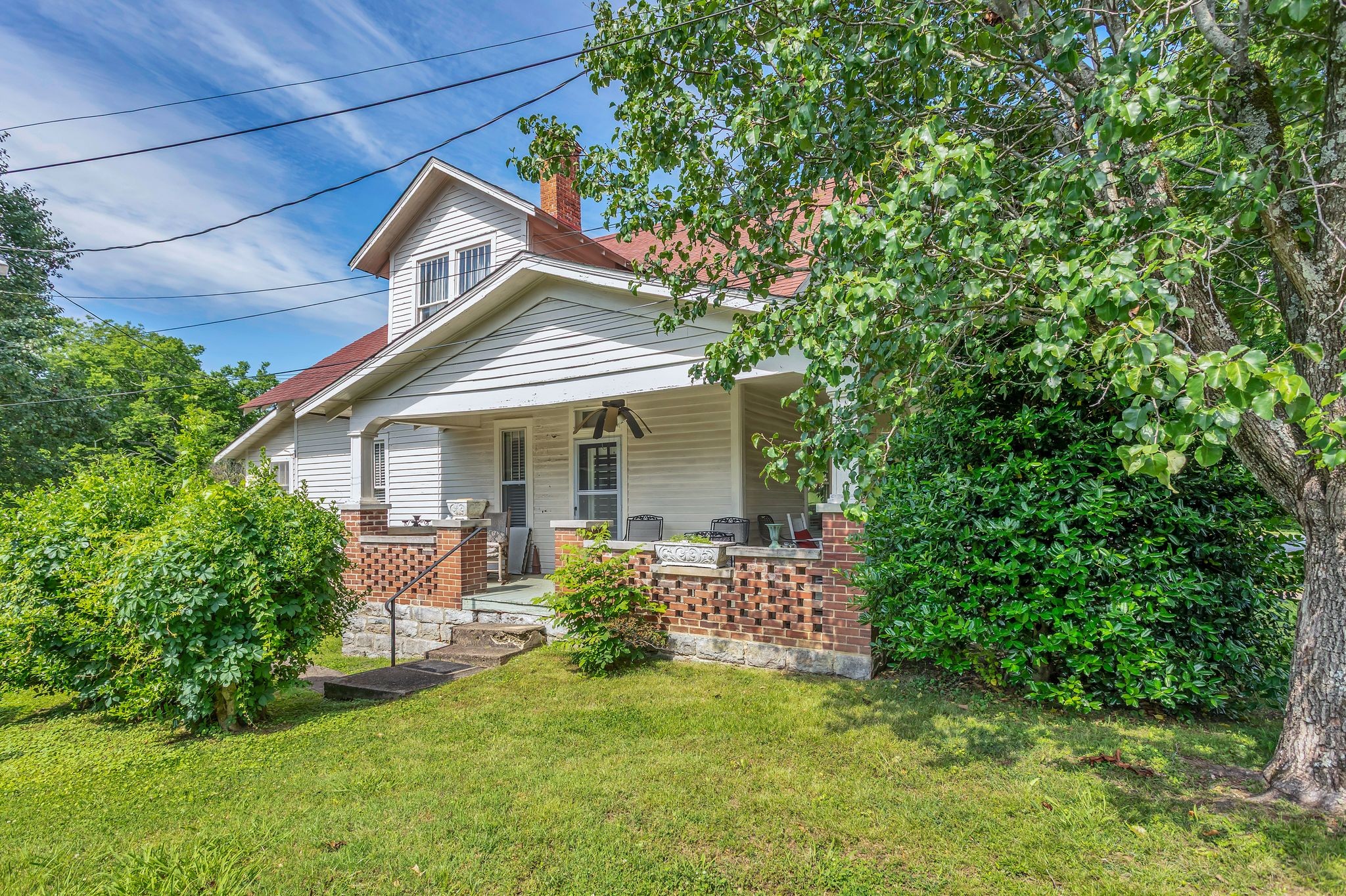204 Bright Ave
