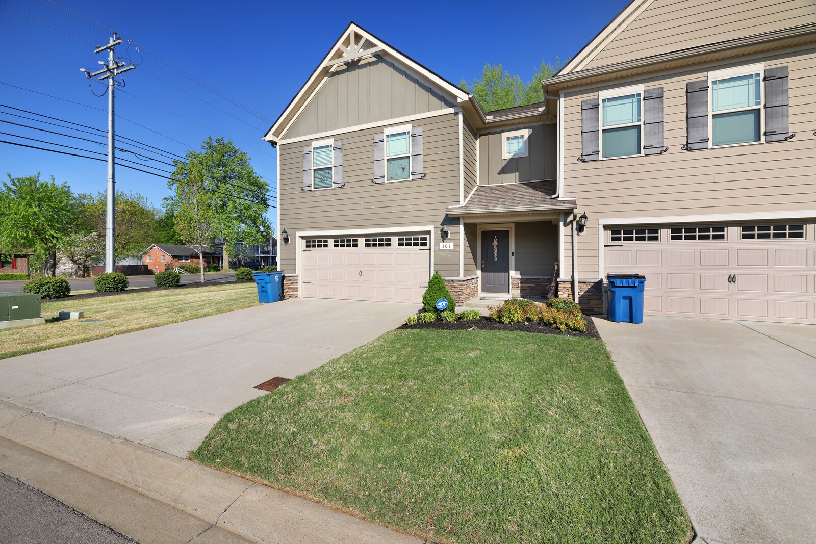 301 Homer Jackson Dr