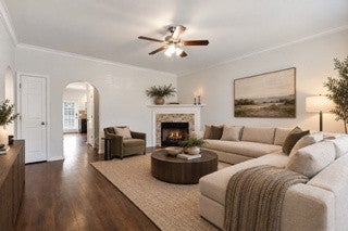 1101 Downs Blvd 289