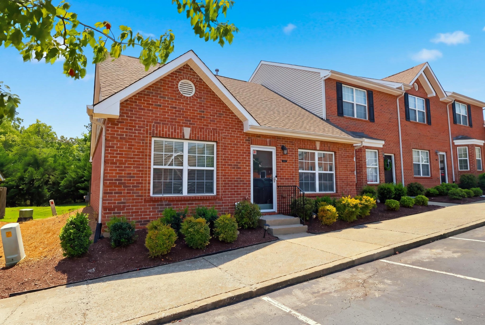 3-bed listing at 1101 Downs Blvd 289, Franklin