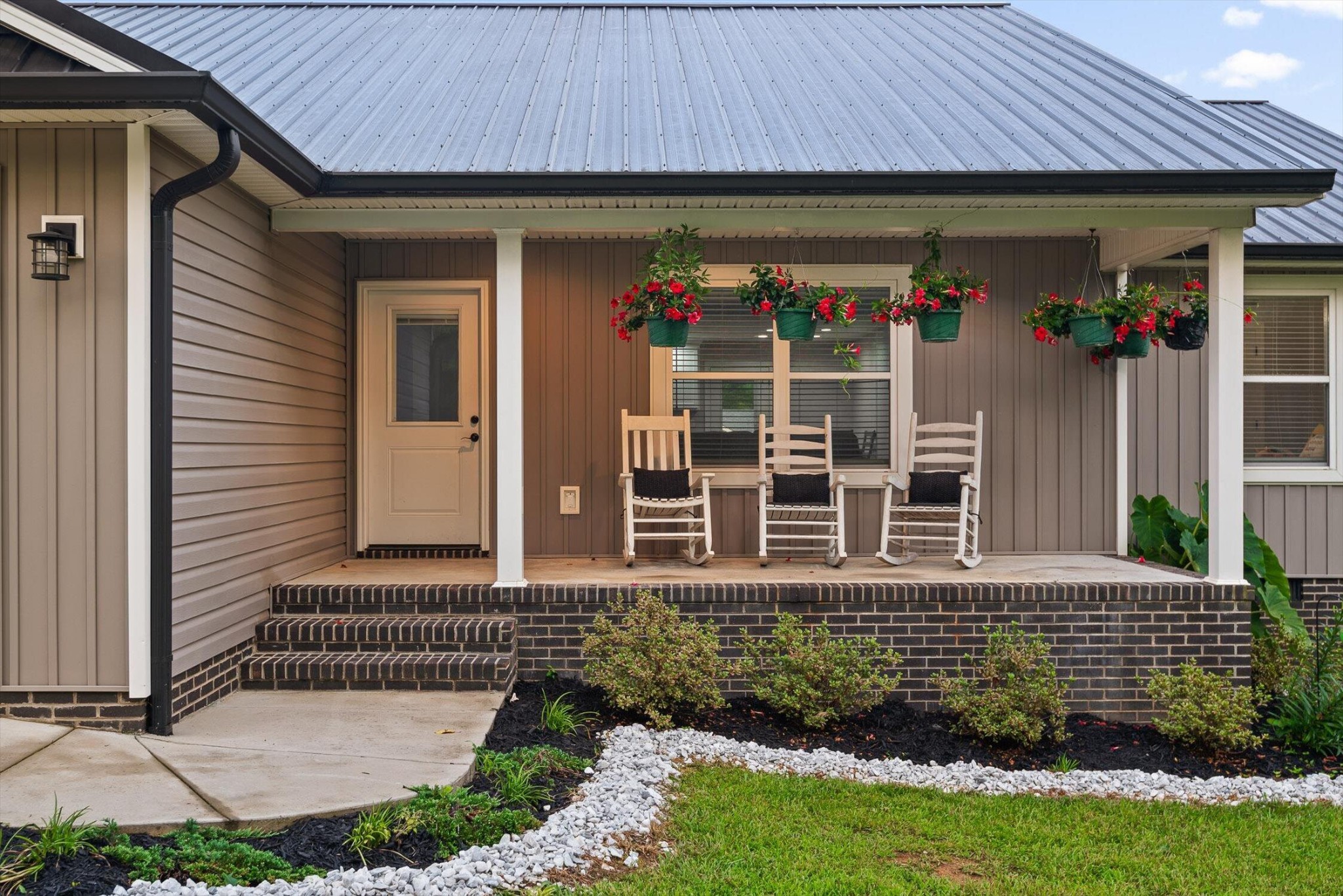 453 Hill Circle