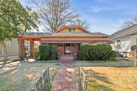 985 FORREST AVE Memphis TN 38105