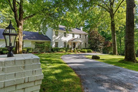 Photo of 57 Carriage Hill Road, Signal Mountain, TN 37377 (MLS # 3186791)