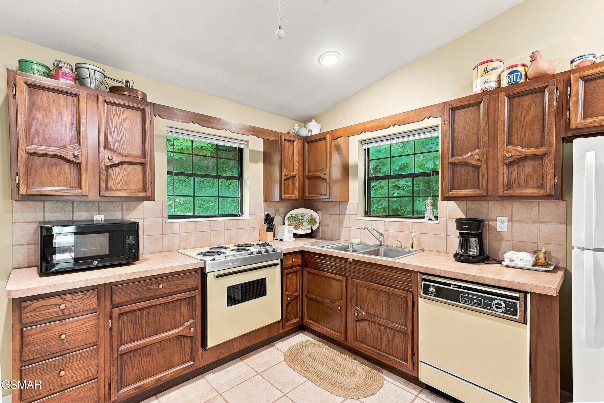 409 Jefferson Road