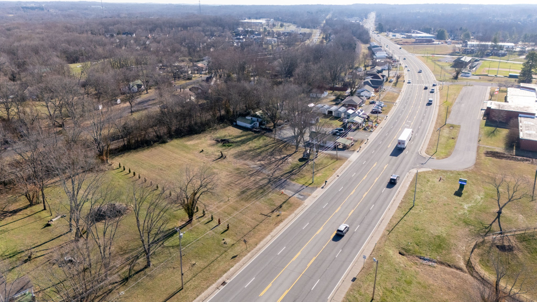 2481 Highway 41 S
