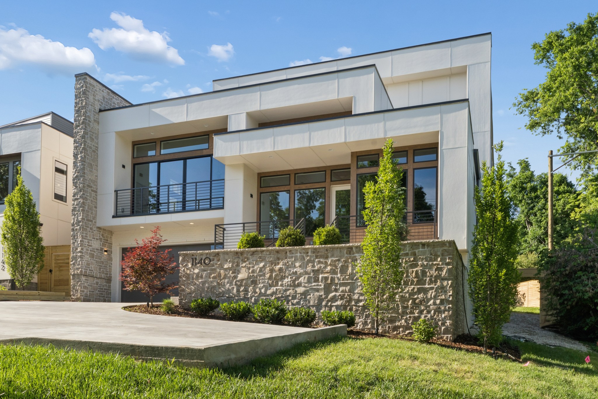 1140 Glendale Ln