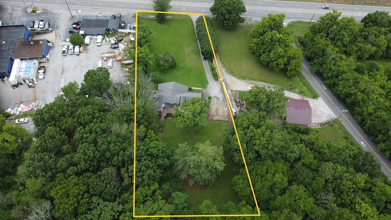 1332 S Dickerson Rd